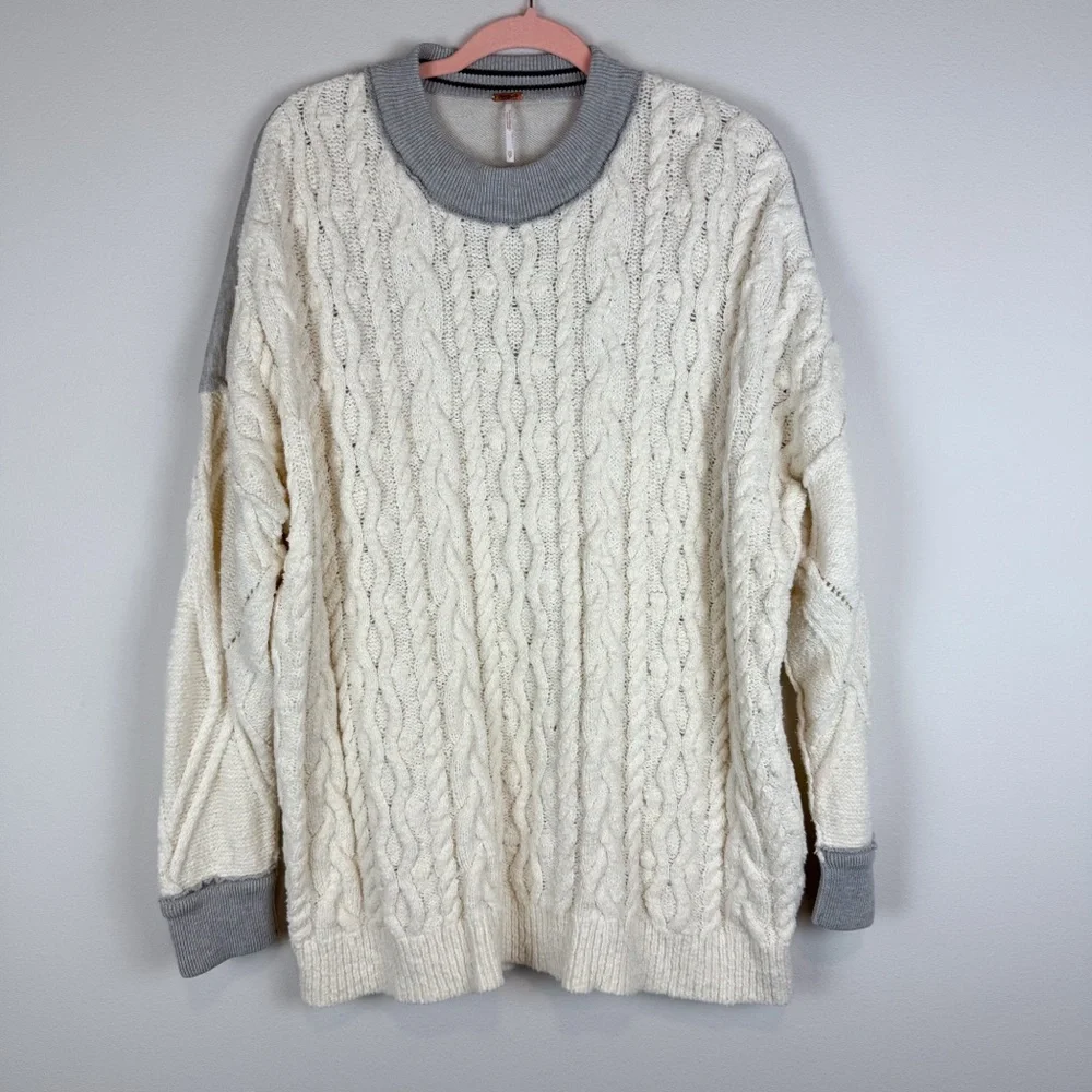 Free People Olympia‎ Oversized Cable Knit Sweater Cream Gray Size XS
